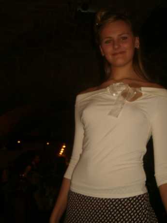 blond-girl
